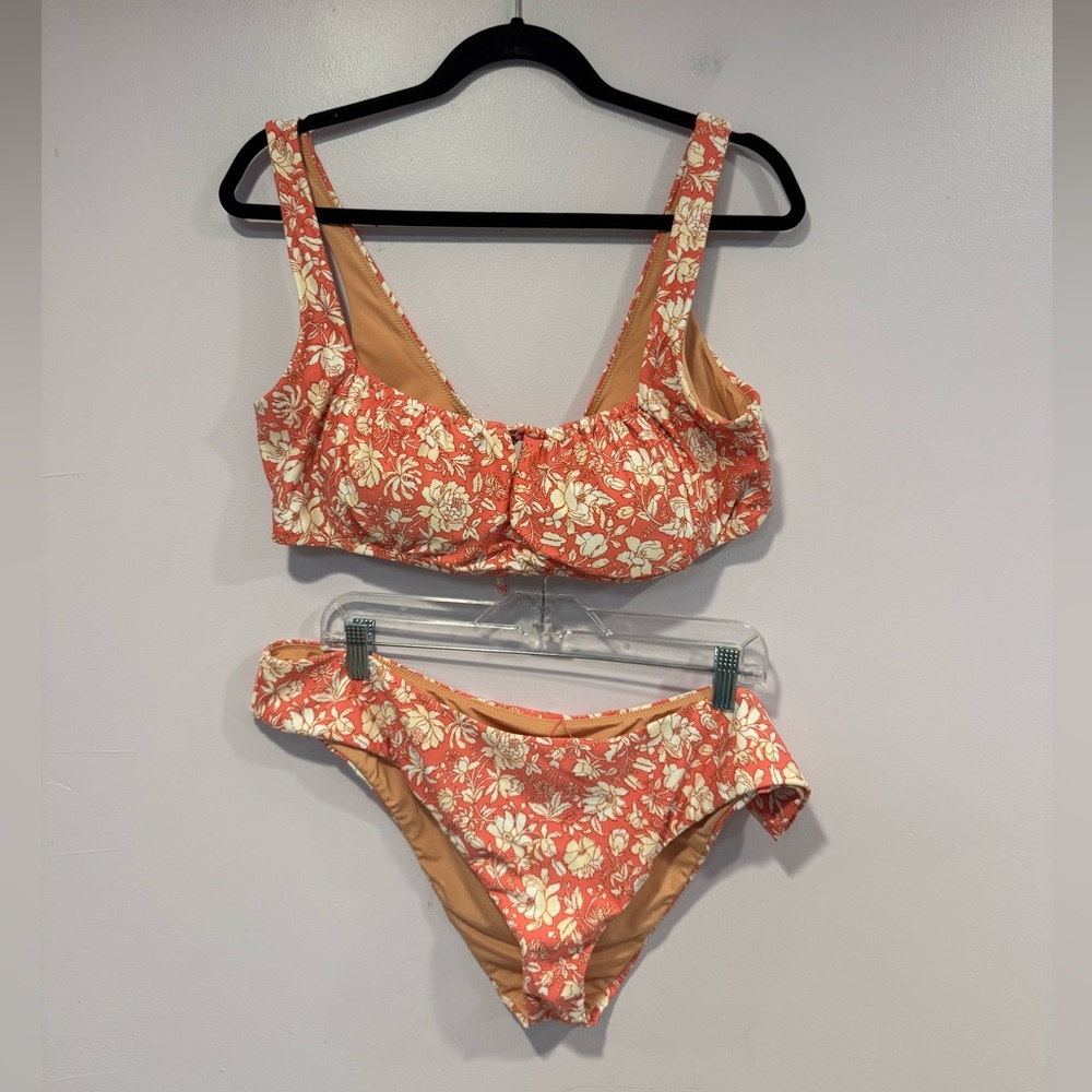 Pink and white floral J.Crew swimsuit bikini‎ set